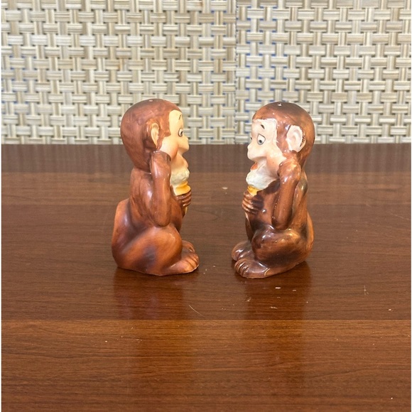 🌟HP🌟VTG 1950s Ceramic Monkeys Eating Ice Cream Cone Salt & Pepper Japan - Picture 7 of 14